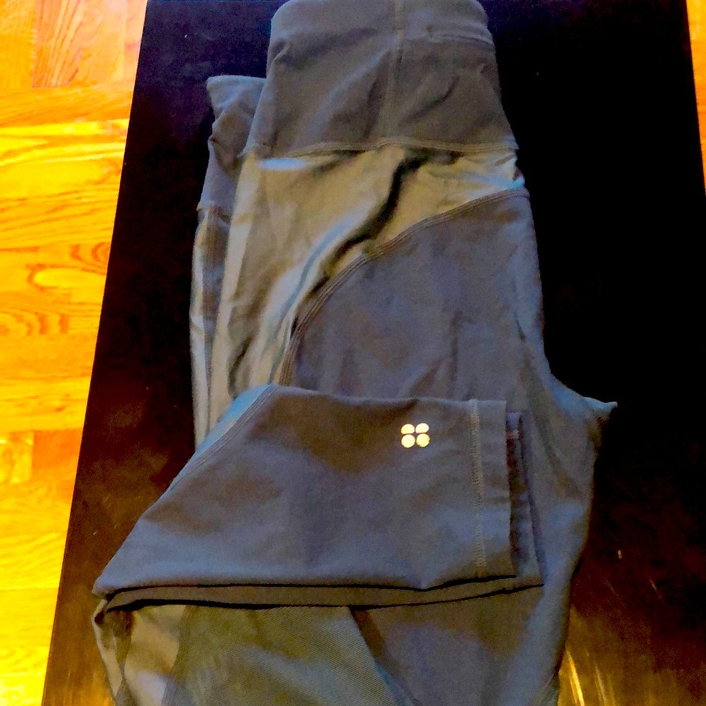 Sweaty Betty leggings size XS - Picture 2 of 10